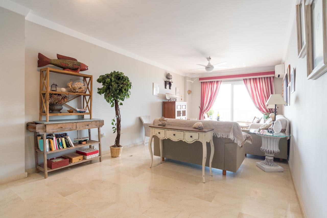 Malagasuite Palm Beach פואנגירולה מראה חיצוני תמונה